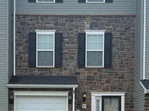 27 Holstein Dr, Hanover, PA 17331