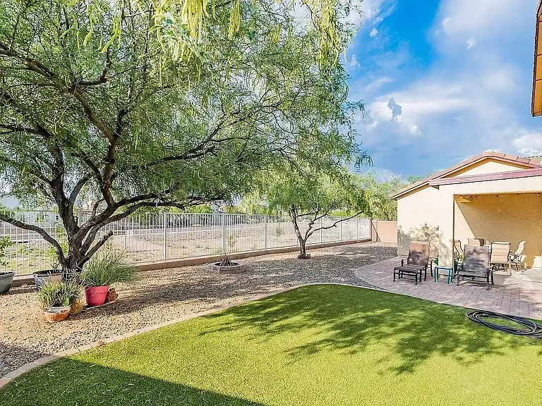 10561 E Willow Shade Pl — Photo 31
