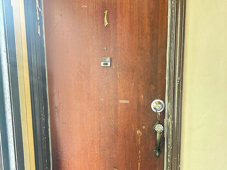 3124 Colby Ave — Photo 3