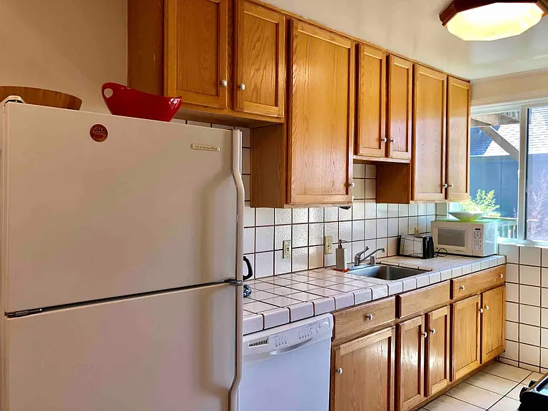 500 Peralta Ave — Photo 8
