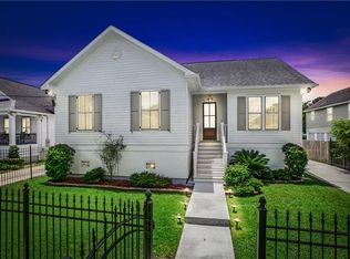 1412 Burbank Dr, New Orleans, LA 70122