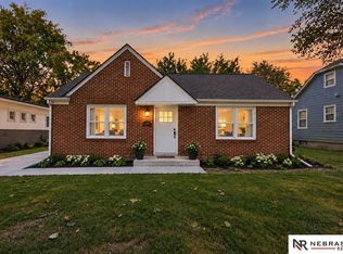 3744 Everett St, Lincoln, NE 68506