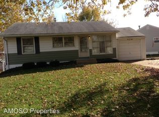 428 Lanark Rd, Saint Louis, MO 63137