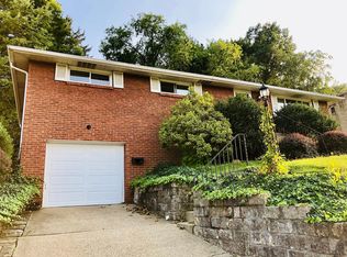 21 Terrace Dr, Crafton, PA 15205