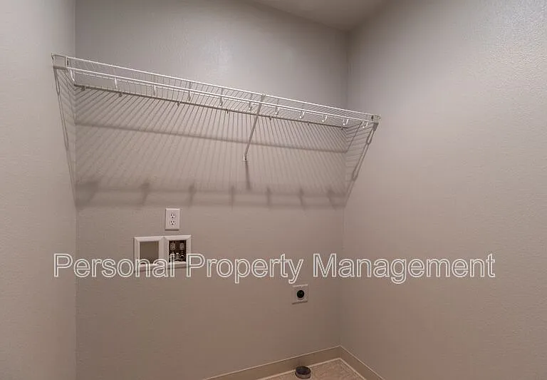 5010 NE 29th Ave — Photo 12