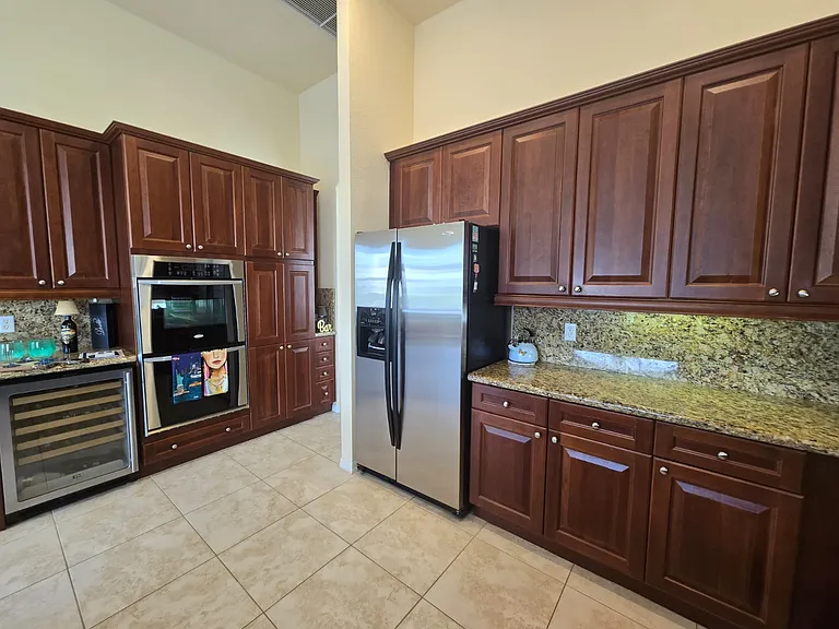 180 Sedona Way — Photo 60