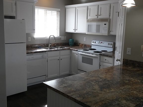 Updated Kitchen, Countertops