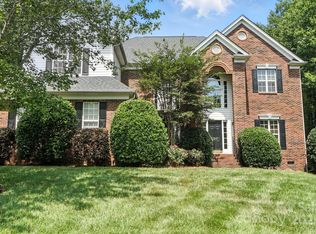 7213 Three Wood Dr, Matthews, NC 28104