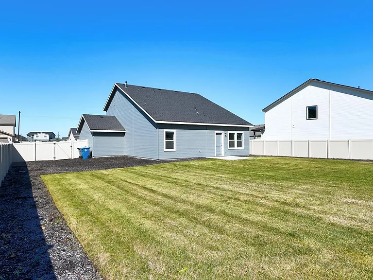 15290 Nimbus Way — Photo 35