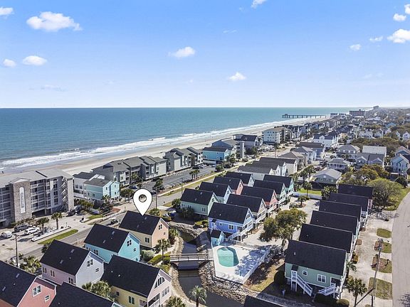 2nd image of 1022 N Ocean Blvd.