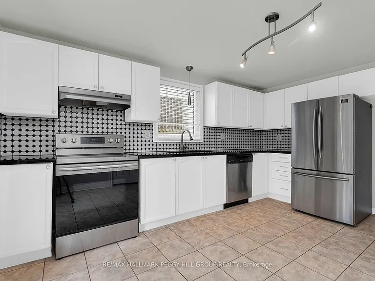 27 Finlay Rd — Photo 5