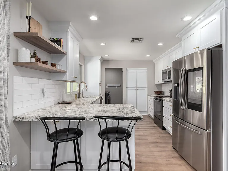 3503 E Campo Bello Dr — Photo 9