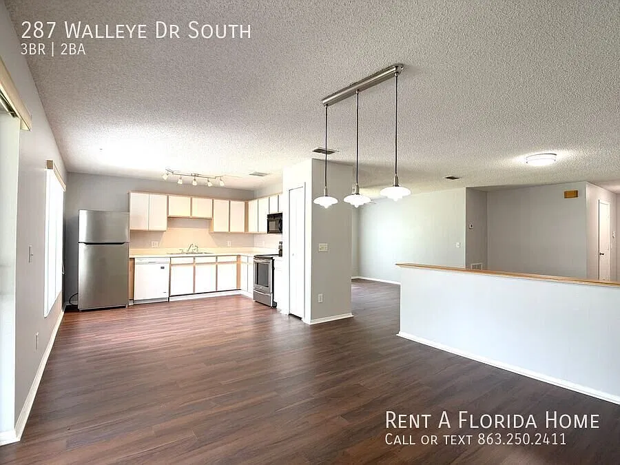 Limited-Time Offer! Sign a lease by October 31, 2026, and receive $500 off your second month's re... — Photo 2