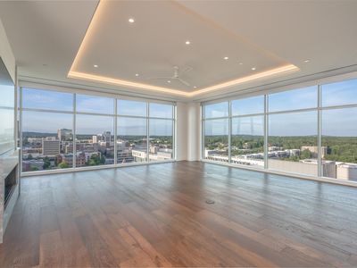 355 S Main St #1102, Greenville, SC, 29601