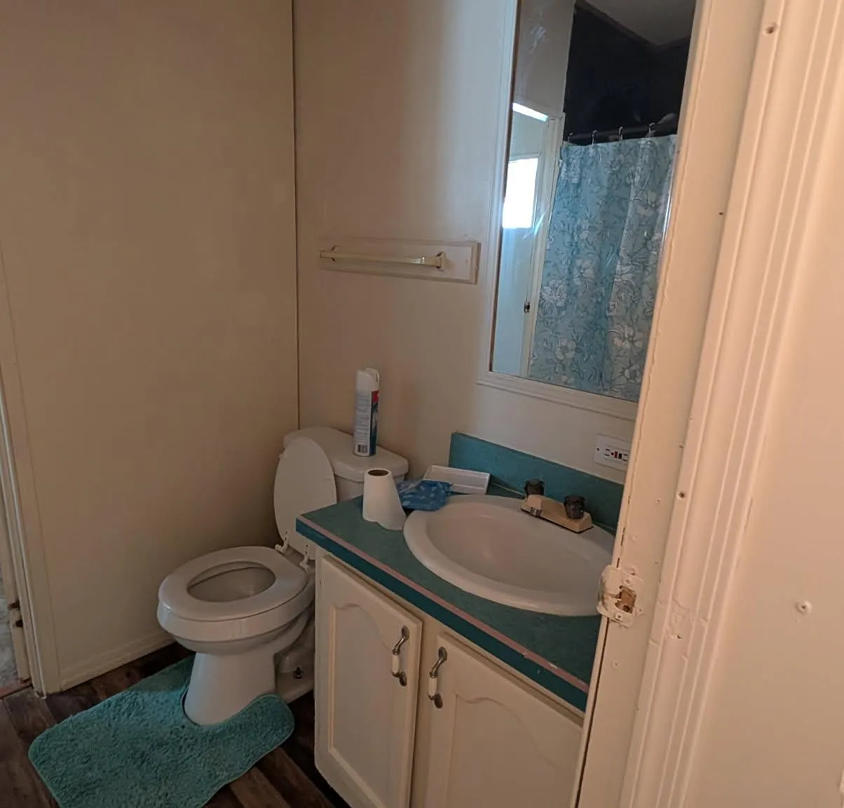 5 bed, $1,800 — Photo 4