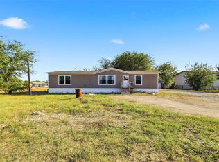 8800 Dons Ct, Alvarado, TX 76009