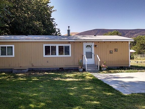 2nd image of 903A Babs Ave