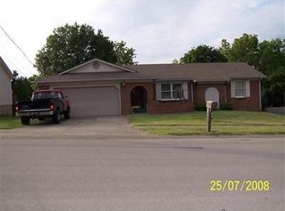 1057 Raintree Dr, Richmond, KY 40475