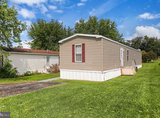 19 Siding Ln, Millersburg, PA 17061
