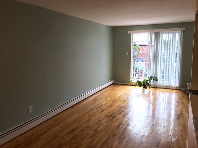 1st image of 222 Bay 35 St