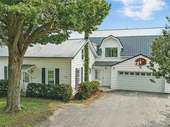 4709 Freeman Rd, Middleport, NY 14105