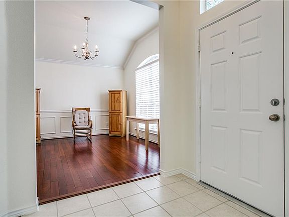 5th image of 744 Cherry Blossom Ln
