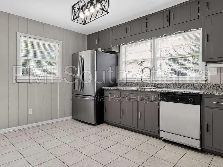 206 Evenview Cir — Photo 3