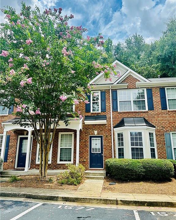 1st image of 1577 Cove Creek Cir