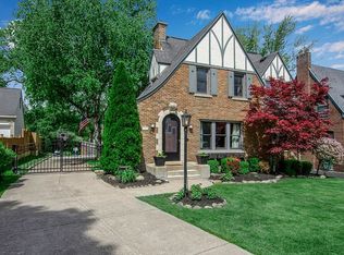 78 Ivyhurst Rd, Amherst, NY 14226