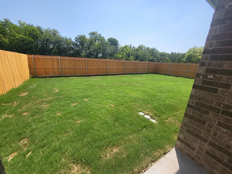1204 Mimosa Ln — Photo 33