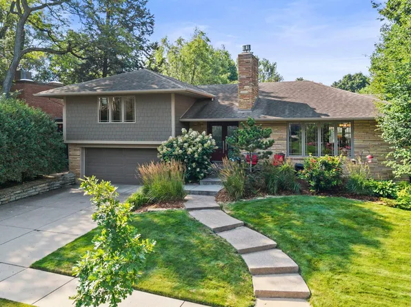 1324 Bohland Pl, Saint Paul, MN 55116