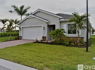 636 Ibiza Loop, Venice, FL 34292