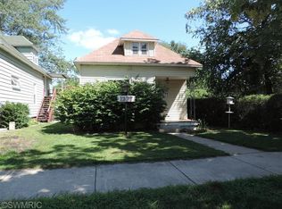 1327 Michigan Ave, Saint Joseph, MI
