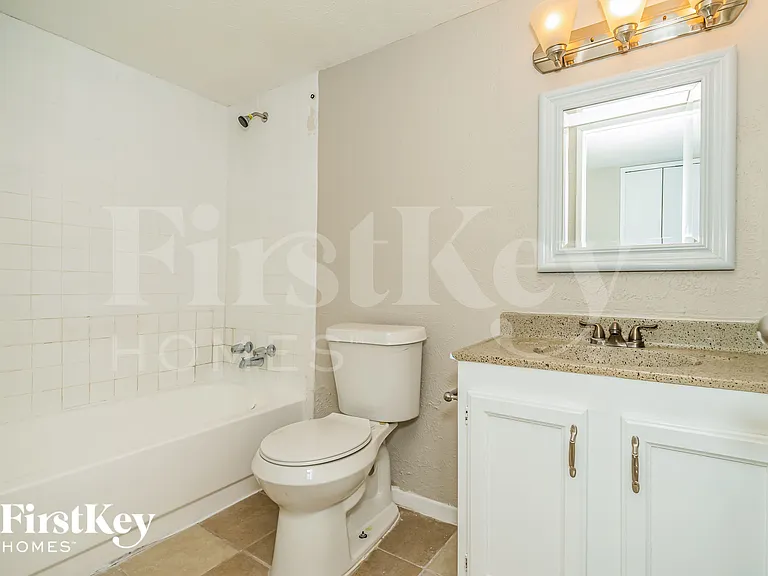 6403 Redwood Ln — Photo 13
