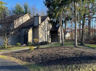 3860 Northwoods Ct NE UNIT 6, Warren, OH 44483