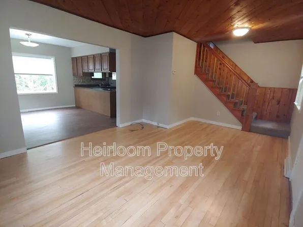 618 Spear Ave, Duluth, MN 55803