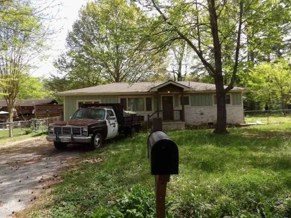 72 Cherokee Trl, Ringgold, GA 30736