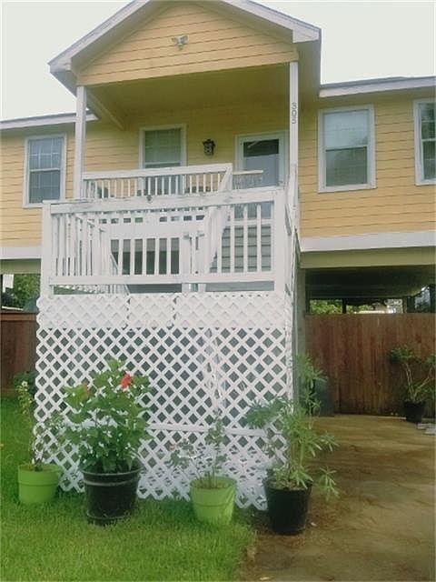 1st image of 305 Pine Bluff St