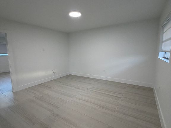 5th image of 20 W 37th St #2