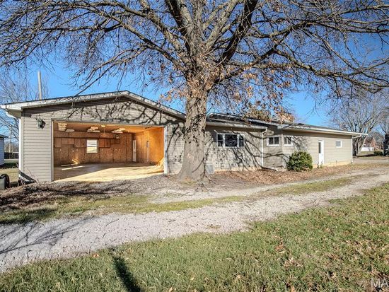 403 S 5th St, Owensville, MO 65066