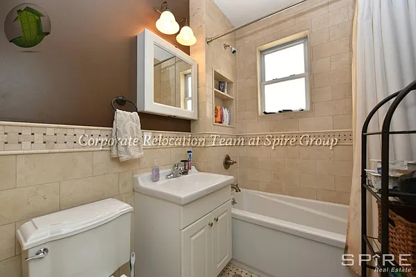 Rented by Spire Group | media 10