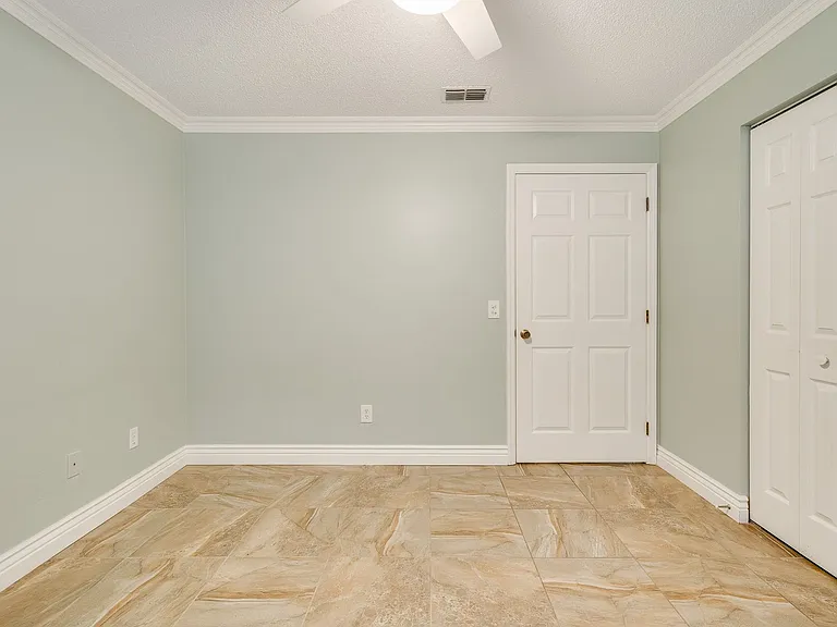 101 Bent Tree Dr #33 — Photo 10