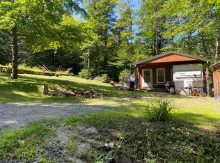 99 Shawnee Dr, Heath, MA 01346