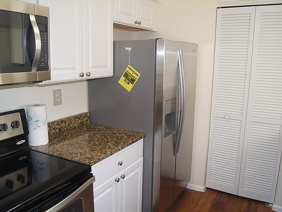 4th image of 1715 Belleair Forest Dr APT D
