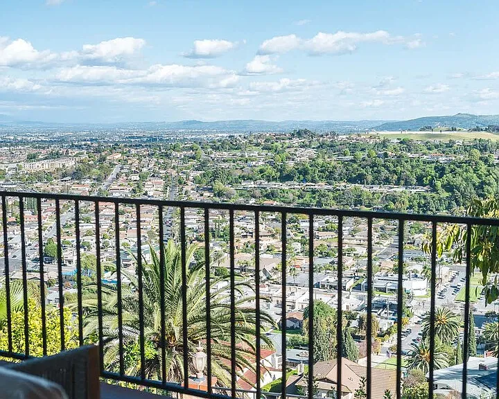 Crest Vista Dr — Photo 83