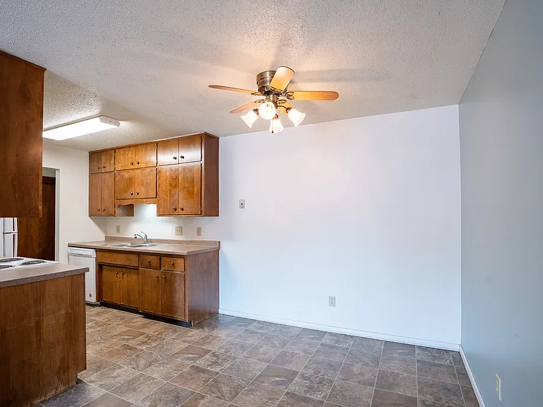 Fargo, ND Betty Ann Apartments | Kitchen