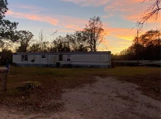 18296 Old Fayette Rd, Northport, AL 35475