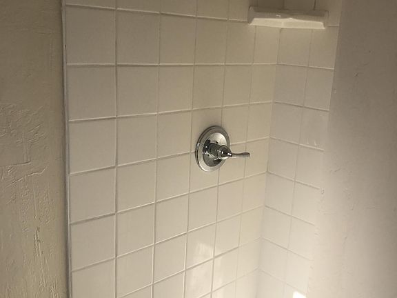 2nd image of 1171 W Orange St APT 1