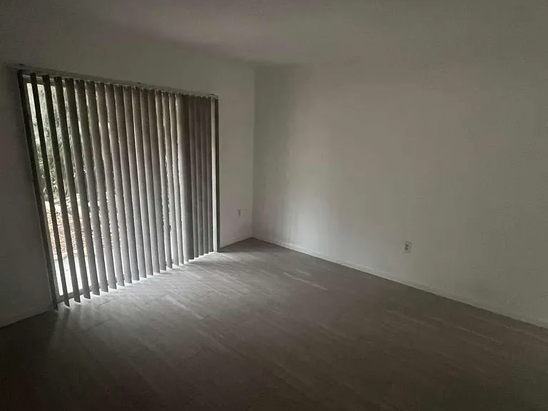 3619 Seminole Ave — Photo 7
