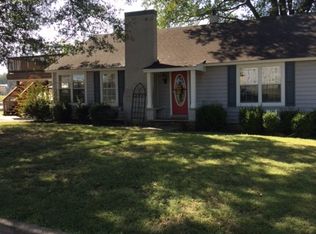 226 Court St, Batesville, MS 38606